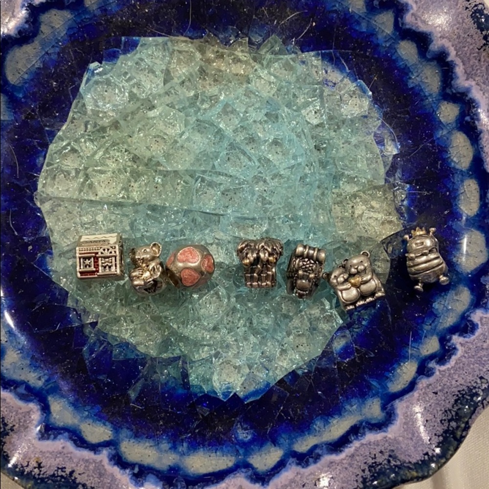 Pandora lot of 7 charms